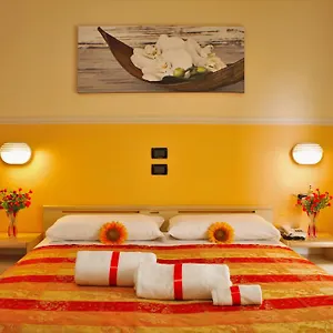 3* Hotel Monica